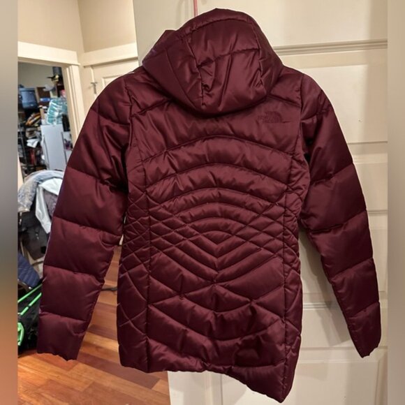 NWOT The North Face Maroon Hooded Aconcagua down Jacket women’s XS - Picture 4 of 6
